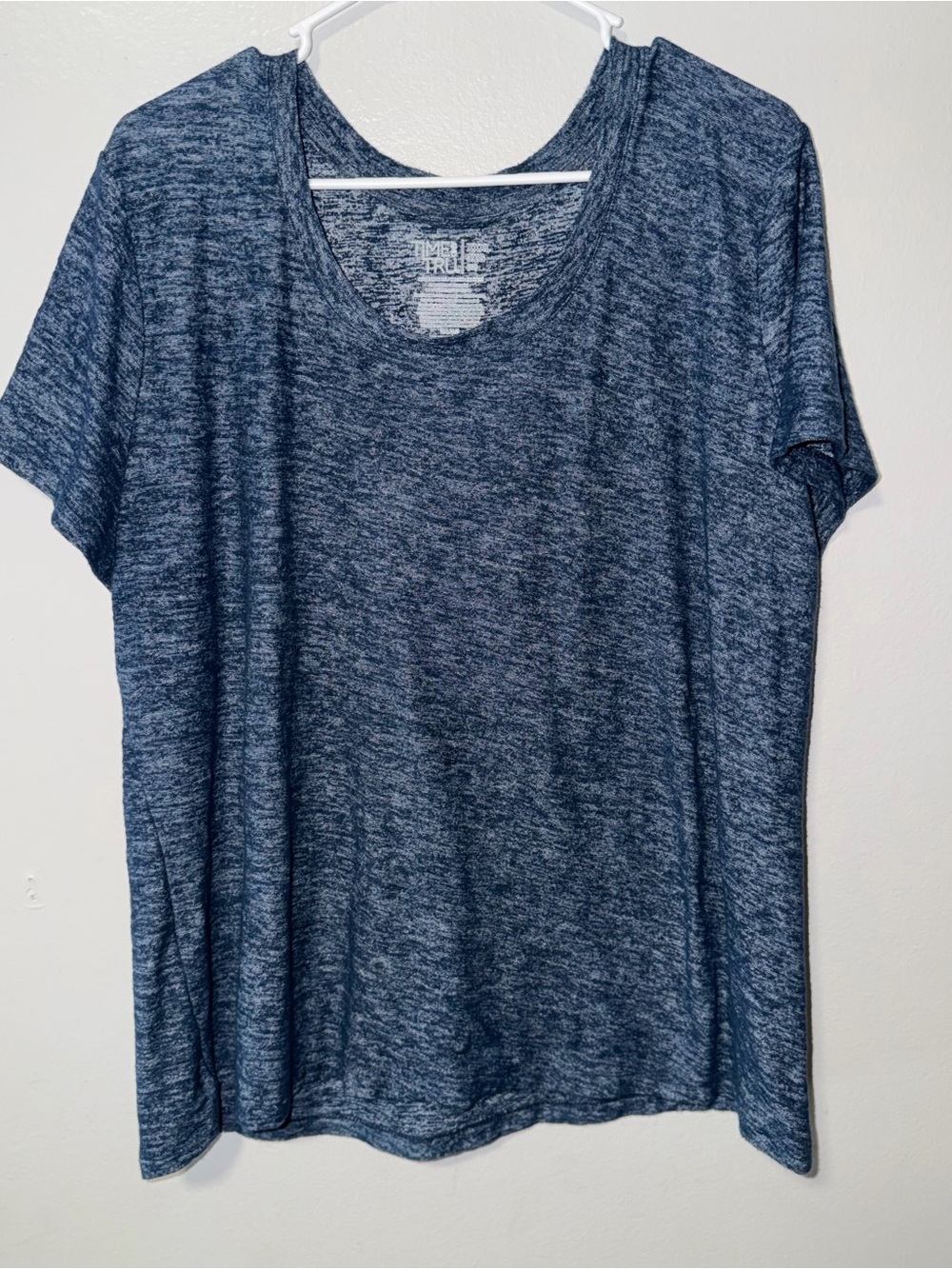 Time and Tru Heathered Navy Blue Scoop Neck Tee